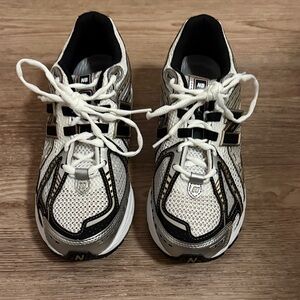 New Balance Black and White Athletic Shoes